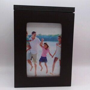 Green Tree‎ Gallery - Wooden Case with 5 Openings, BRAND NEW WITH TAGS